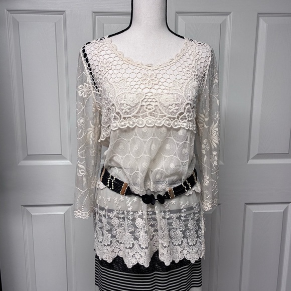NWOT Zara open sheer lace 3/4 sleeve hip  length top. Off White. Size L. - Picture 1 of 16